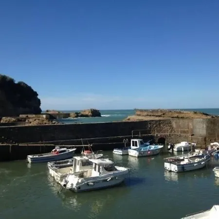 Biarritz, 1 Piece, 4 Personnes - Fr-1-3-381 * Biarritz